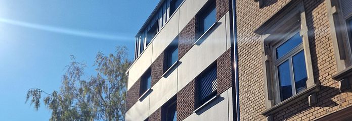 Pierwszy wynajem po remoncie generalnym - luksusowe 3-pokojowe mieszkanie w centralnej lokalizacji Trewiru – Außenansicht Straße