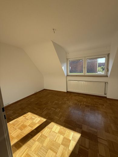Jasne 3-pokojowe mieszkanie w centrum Kalchreuth – Zdjęcie 8