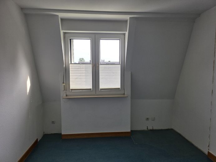 Rara opportunità nel Kreuzviertel: appartamento su due livelli, ca. 145 m², 4 locali, balcone – senza provvigione – 3. OG_'Arbeiten' (2)