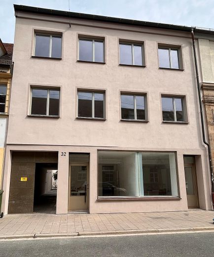 Erstbezug 1-Zimmer Appartement (unmöbliert) in Erlangen nähe Bohlenplatz - nach Kernsanierung – Straßenansicht