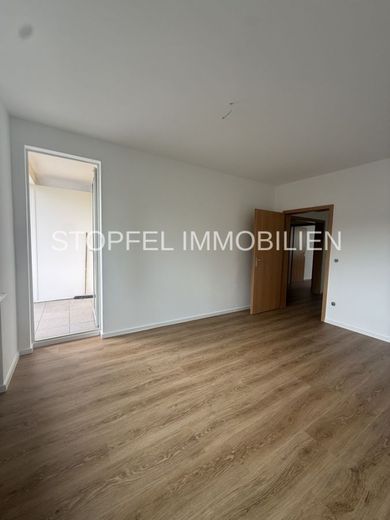 Sanierte Citywohnung mit großzügigen Balkon und Tiefgaragenstellplatz - mitten in Bielefeld – Zimmer 2