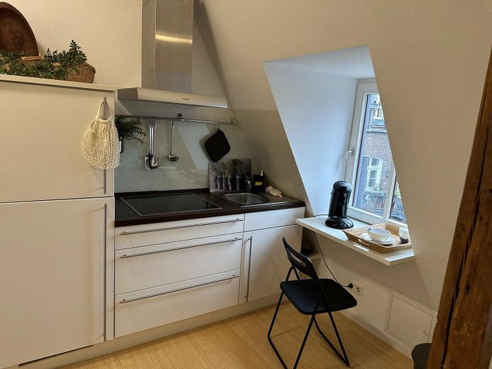 Charmante 2-Zimmer Wohnung in einer schönen Altbauwohnung im Herzen von Sülz – Foto 3