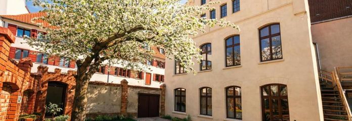 Hausansicht vom Garten