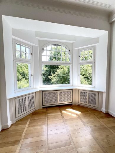 Jugendstiltraum in Düsseldorf Carlstadt – Wohnzimmerblick