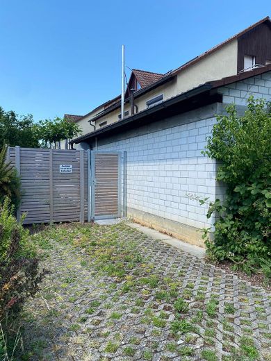 Stellplatz mit Zugang zum Gart