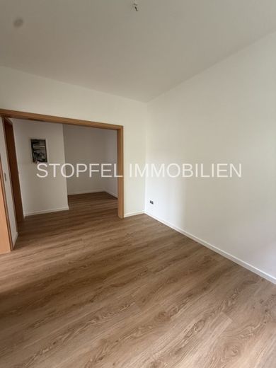Sanierte Citywohnung mit großzügigen Balkon und Tiefgaragenstellplatz - mitten in Bielefeld – offene Küche