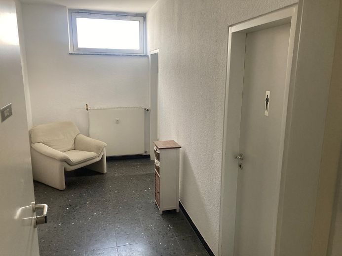 Helle, großzügige Büro-/Praxisfläche in zentraler Lage von Bingen am Rhein – WC-Bereich