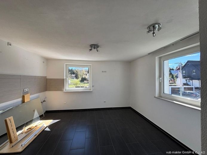 Solides, modernisiertes Einfamilienhaus in bevorzugter Wohnlage von Zell – VUB0002343-10