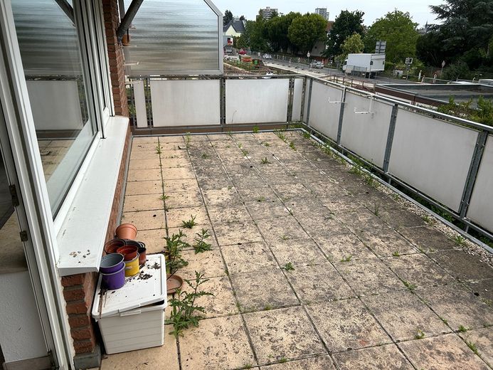 Zentral aber ruhig, Wohnung mit 3 Zimmern und großem Balkon – Foto 11