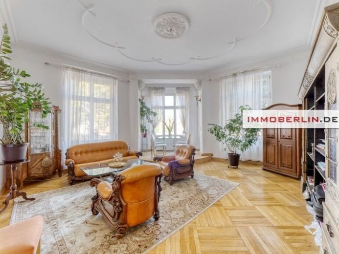 IMMOBERLIN.DE - Urokliwe mieszkanie w starej kamienicy ze sztukaterią i balkonem od zachodu – Zdjęcie 1