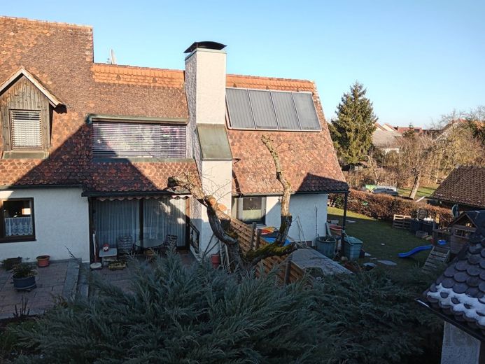 Hier stecken viele Optionen für Sie drin - Doppelhaushälfte mit Garten und Erweiterungsmöglichkeiten – Hausansicht Süd - Terrasse