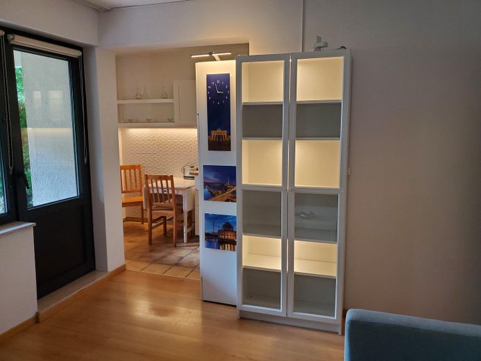 Apartamento amueblado con terraza soleada cerca del Havel, sin comisión – Foto 22