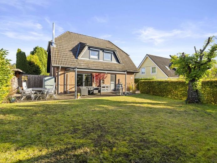 Ankommen & Wohlfühlen – charmantes Einfamilienhaus mit Gartenidylle in Gothendorf – Zdjęcie 1