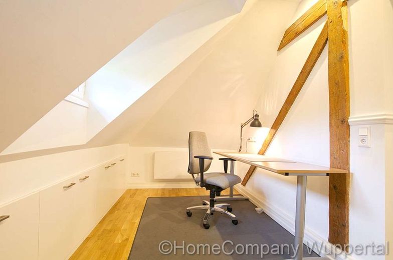 Fascino squisito di un edificio storico! Elegante appartamento nel quartiere Briller con DSL e posto a sedere in giardino – e1f61671ea89d366a2bac5c5ce3b086671971318.jpg