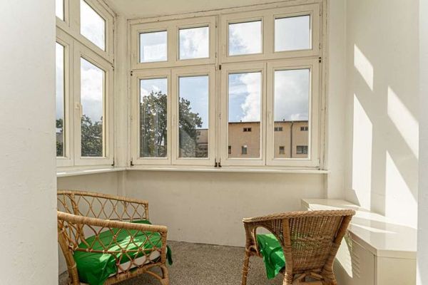 Bezugsfreie 2-Zimmer-Wohnung im gepflegten 30er Jahre-Bau