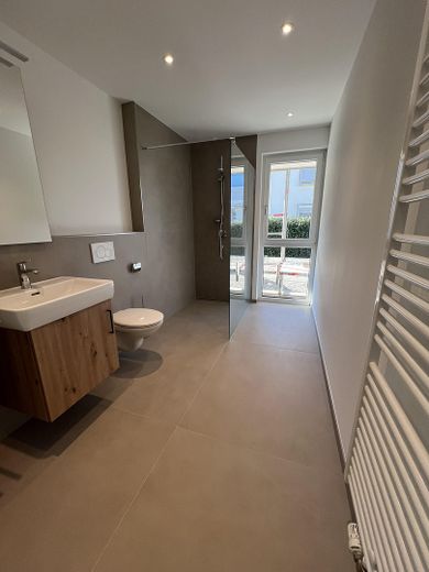 Neubau-Wohnung Stadtrand Hausach – Foto 7