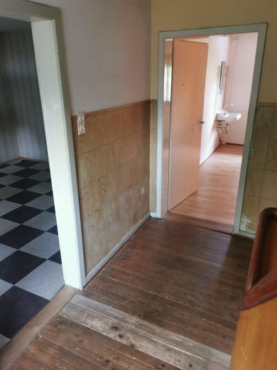 End-of-terrace house, 80m² of living space, for sale in a traffic-calmed area of Albersbösch, Offenburg – Flur