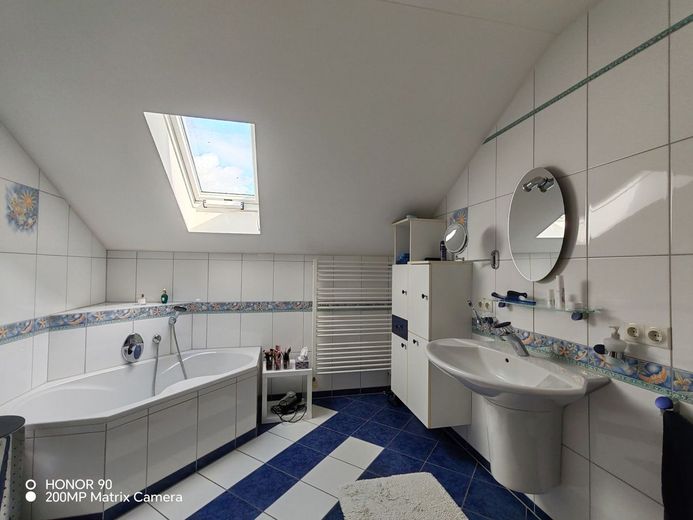 Schöne DHH in Gangkofen – Badezimmer OG