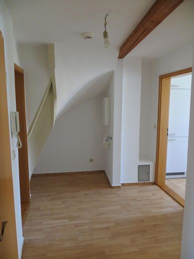 Schöne, helle 2 Zimmer Single-Wohnung,  nähe Bahnhof – Flur