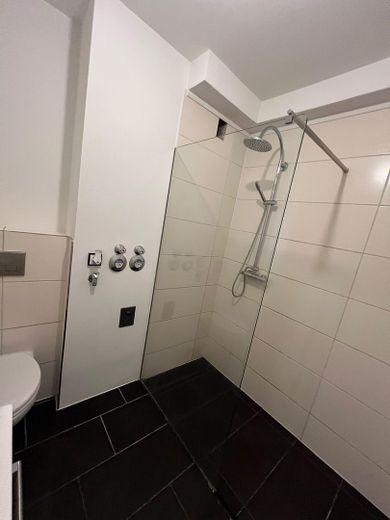 Dusche