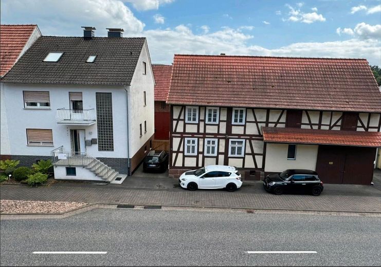 Ronshausen, casa unifamiliare + fabbricato accessorio – Foto 1