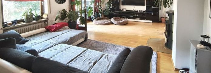 Großzügiges Einfamilienhaus mit Kaminofen, Doppelgarage und vielseitigem Raumangebot