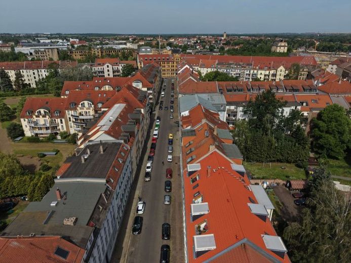 शुरुआती निवेश: Leipzig-Leutzsch में बिना किरायेदार वाला 1-कमरे का अपार्टमेंट – फोटो 1