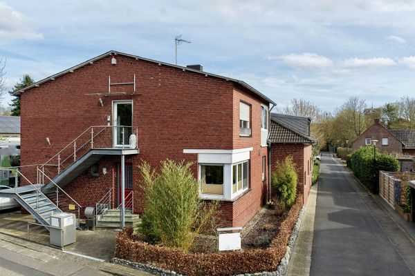 Casa unifamiliare indipendente con appartamento separato