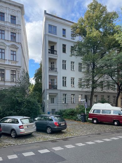 Bel appartement ancien près du Viktoriapark, sans commission de la part du propriétaire – Kreuzbergstraße 76