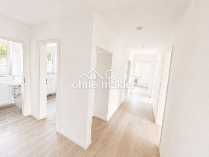 Eerste bewoning na algehele renovatie #licht #overstroomdmetlicht #4-kamerappartement #zuidbalkon #inbouwkeuken – Foto 1