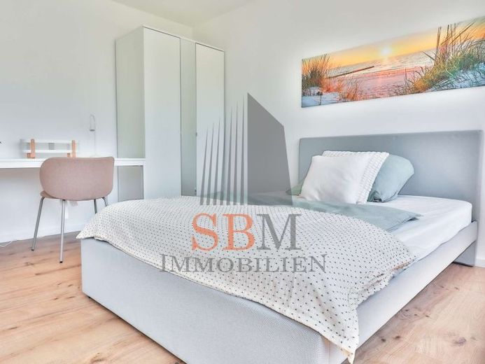 Schönes Zimmer in lebendiger 4er-WG in Bogenhausen – ab sofort frei! – Foto 1