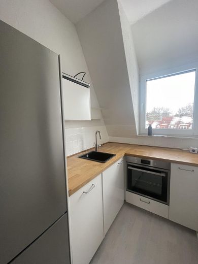 Charmante 3-Zimmer Wohnung mit Küche in Duisburg-Laar – Küche
