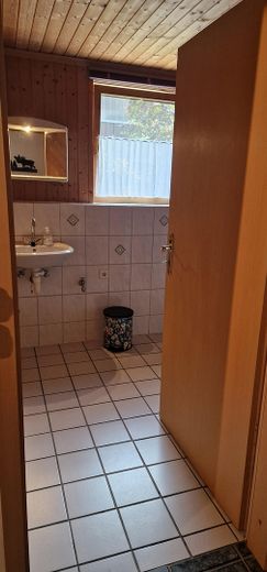 Schönes Freistehendes Haus in Bad Sachsa-Steina – UG Duschbad_Bild 1