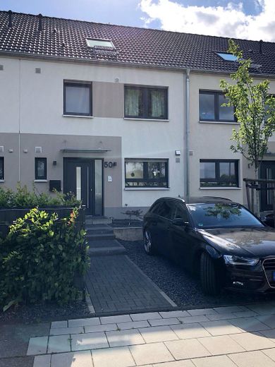 Hasuansicht Strasse