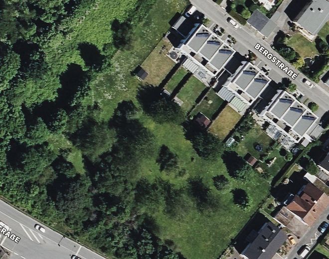 Nowoczesny dom murowany KfW-40-QNG z ogrodem – doskonała lokalizacja w Hattersheim, instalacja fotowoltaiczna i pompa ciepła w cenie – Grundstück Bergstraße
