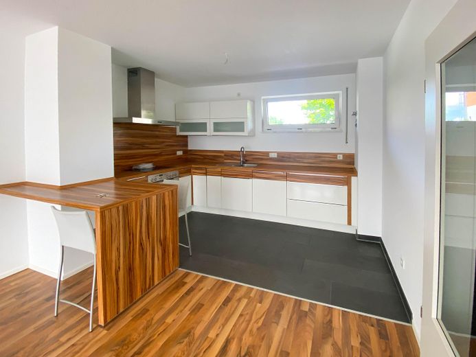Lichtdurchflutete 3-Zimmer-Wohnung mit Westbalkon – Küchenbereich