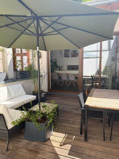 Exklusive Maisonette-Loft mit charmanter Innenhofterrasse an der Kupferbergterrasse – Terrasse