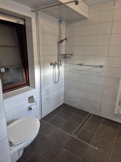 Dusche 1.20x1.00 m bodentief