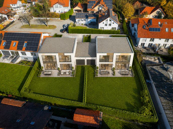 EFH veya 2 DHH için cazip arsa, komisyonsuz satılık – KI-generiertes Bild DHH