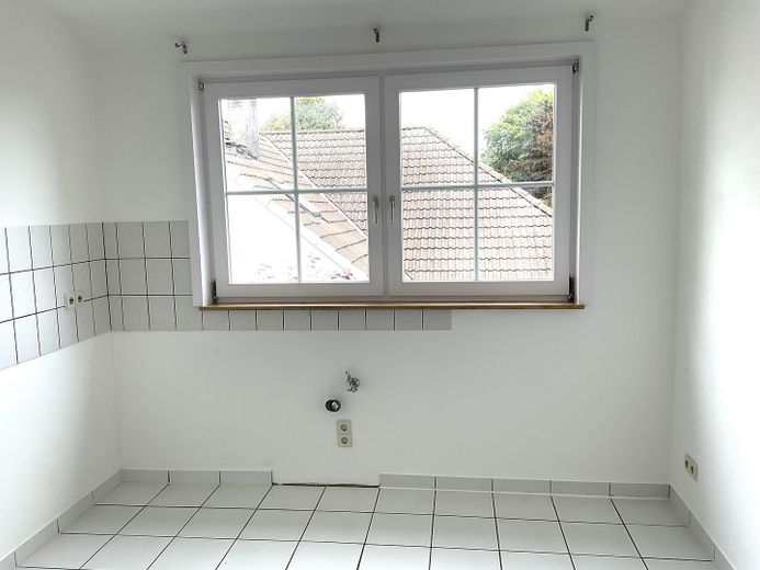 سعر جديد! من مالك خاص 2 غرفة مع شرفة كبيرة في Brinkum، Stuhr – Küche 8,91 m² 
