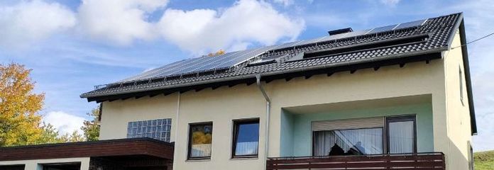 1-3 Familienhaus mit großem Grundstück bei Bad Steben