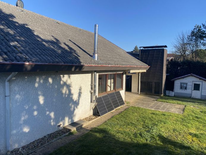 Ansicht Südseite mit Garten