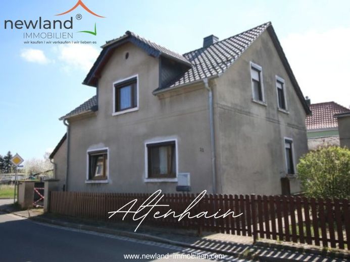 Single-family house with large plot and additional arable land of 3040 m² in Altenhain! – Foto 1