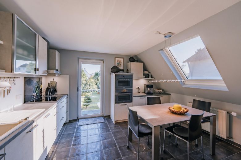 Küche DG Gartenzugang