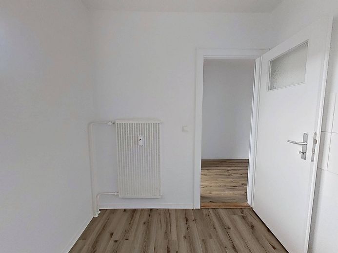 Geräumiges Single-Apartment mit BALKON – Ansicht II: Küche
