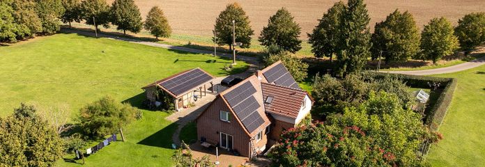 Einfamilienhaus in Alleinlage - für den Käufer provisionsfrei – Titelbild