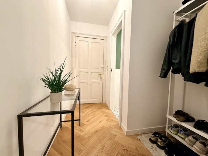 Sin comisión: Piso de 2 habitaciones renovado y amueblado en Friedrichshain (Boxhagener Kiez) – Entrance 2