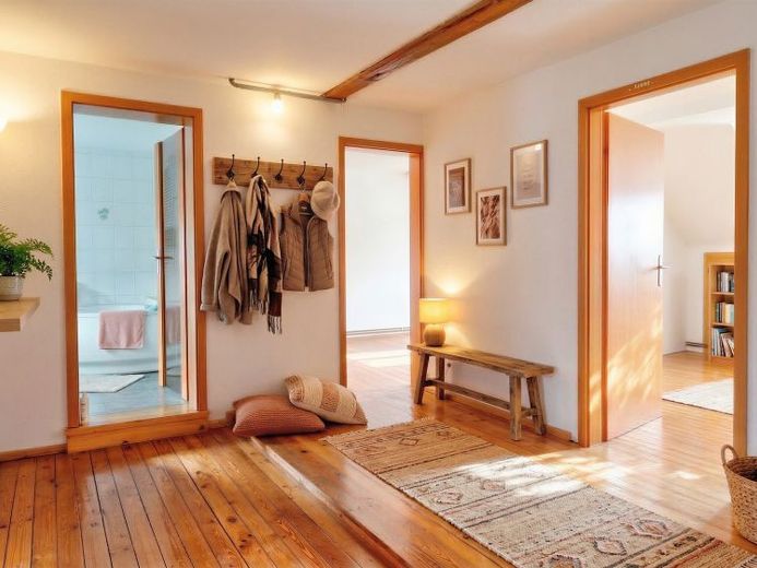 Spacious 3-room apartment with open living and kitchen area in the city center! – Photo 1