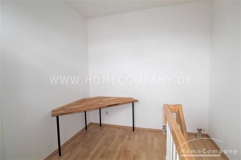 22592 HomeCompany Dresden Möbliert/Furnished Maisonette-Apartment mit Dachterrasse in Dresden-Seidnitz max. 3 Personen – 04f582c5f0c37731a5a4b3142ef43d61934d538e.jpg