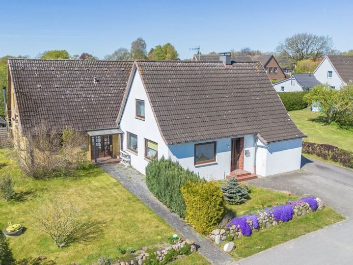 Handwerkertraum in Schleidorf – zwei Häuser, viel Platz und ruhige Lage – Foto 1